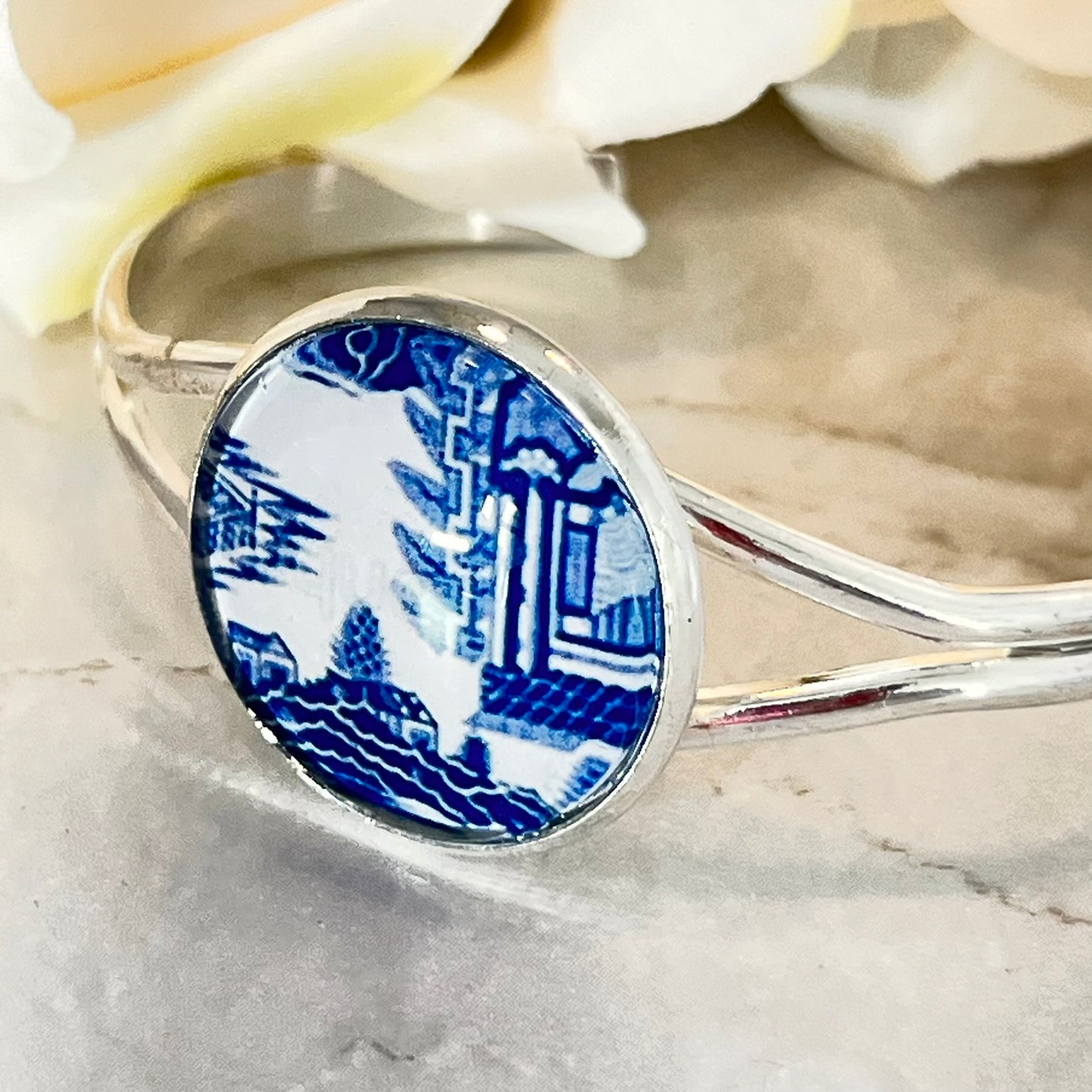 Willow 9th Anniversary Bangle Bracelet Handmade-Bangle-Handmadeanniversary-Handmade Anniversary