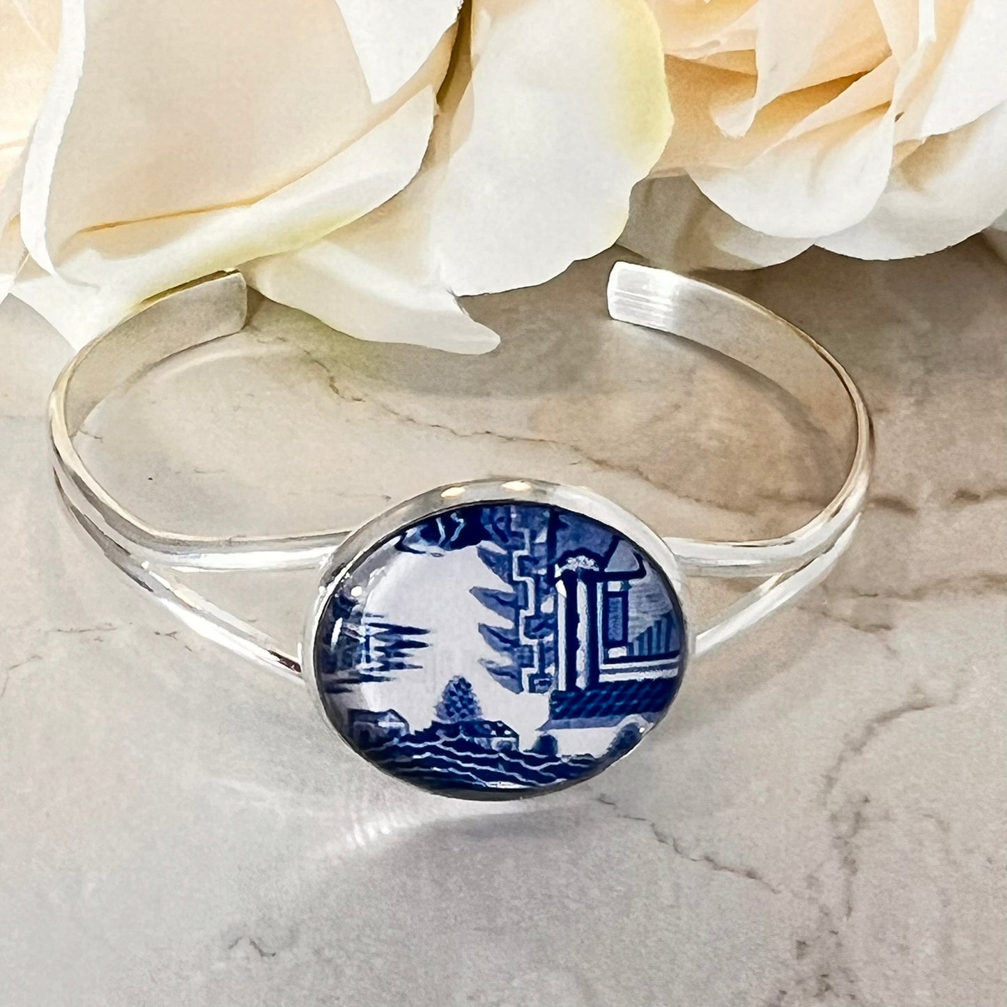 Willow 9th Anniversary Bangle Bracelet Handmade-Bangle-Handmadeanniversary-Handmade Anniversary