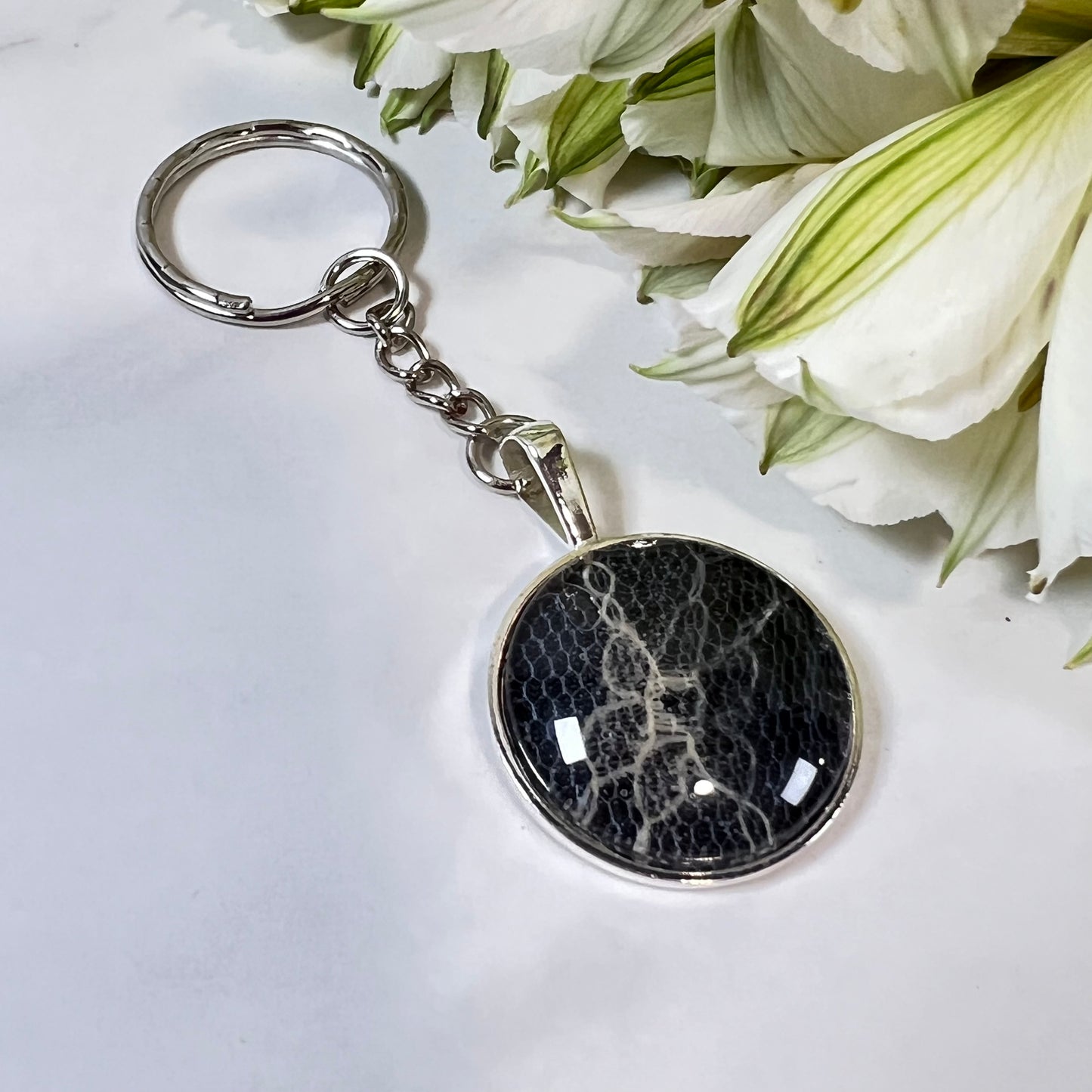 Lace 13th Anniversary Keyring Handmade-Keyring-Handmadeanniversary-Handmade Anniversary