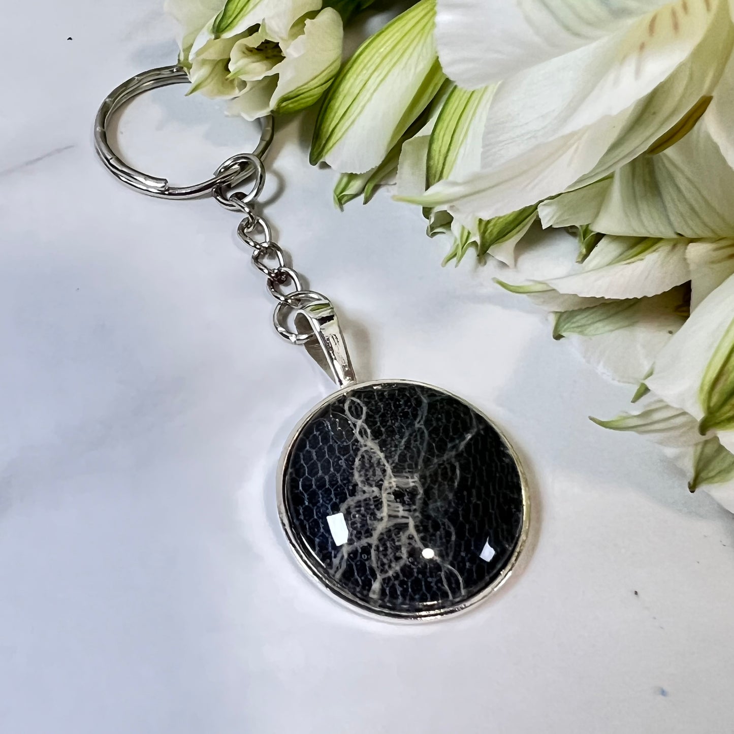 Lace 13th Anniversary Keyring Handmade-Keyring-Handmadeanniversary-Handmade Anniversary