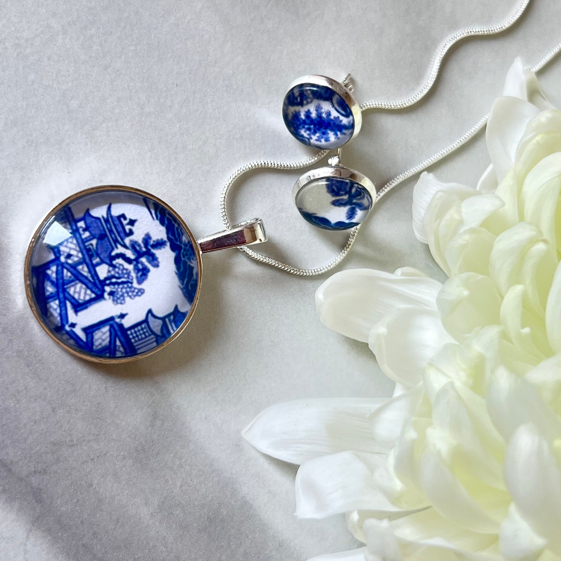 Willow 9th Anniversary Pendant & Earrings Jewellery Set Handmade-Pendant & Earrings-Handmadeanniversary-Handmade Anniversary