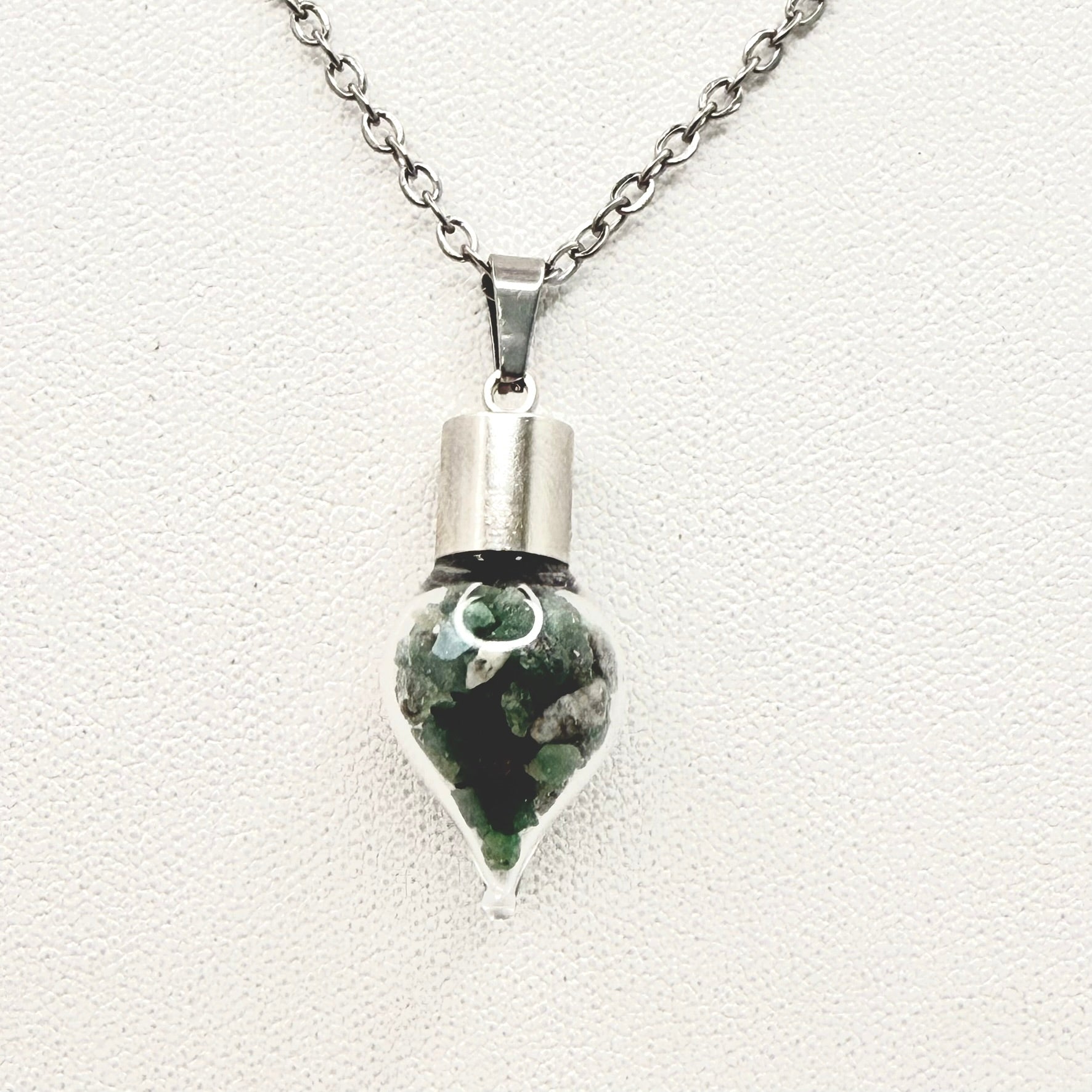 Luxury 55th Anniversary Jewellery Set – Pendant & Earrings with Natural Raw Emerald Fragments | Elegant Emerald Gift for Her-Pendant & Earrings-Handmadeanniversary-Handmade Anniversary