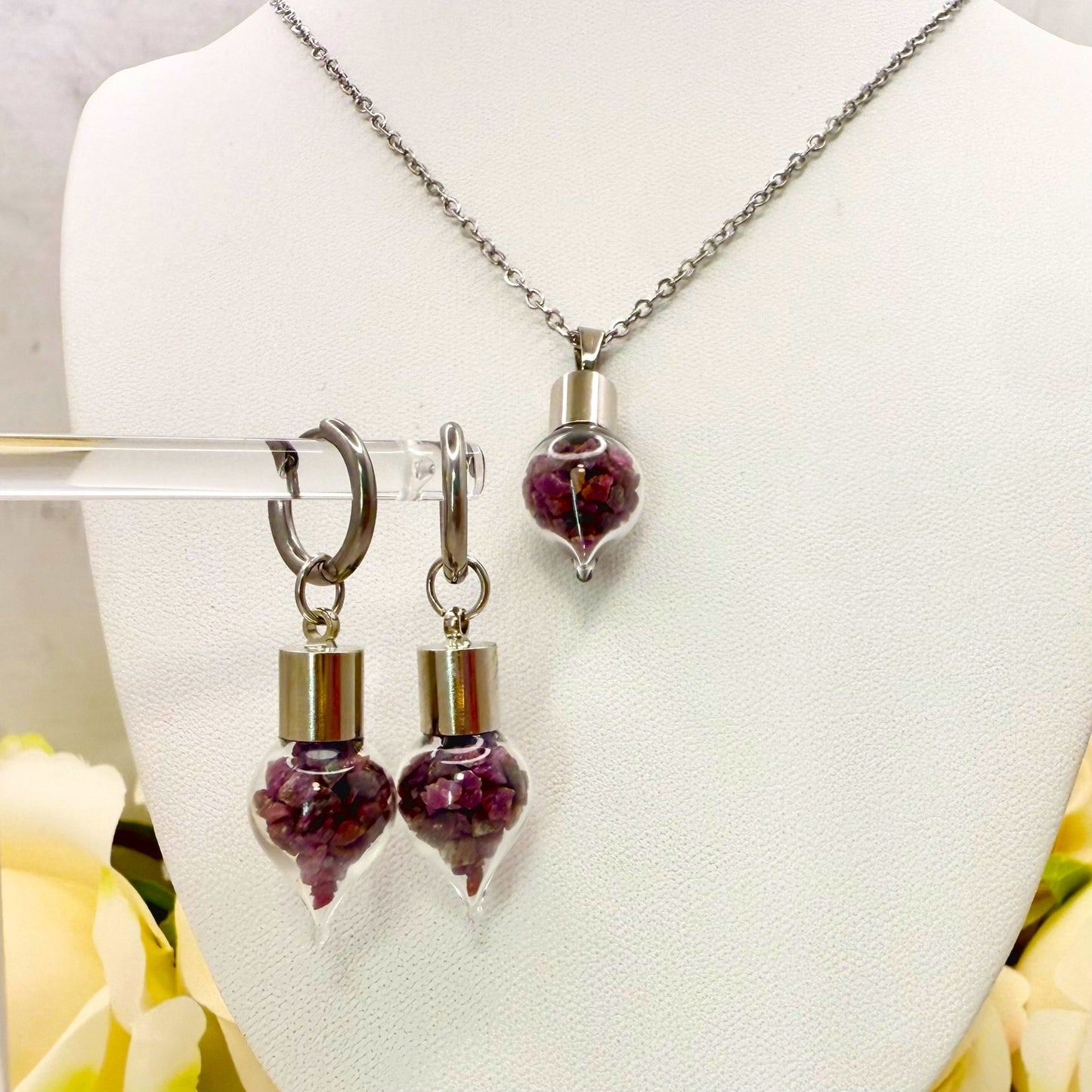 Luxury 40th Anniversary Jewellery Set – Pendant & Earrings with Natural Raw Ruby Chips | Elegant Ruby Gift for Her