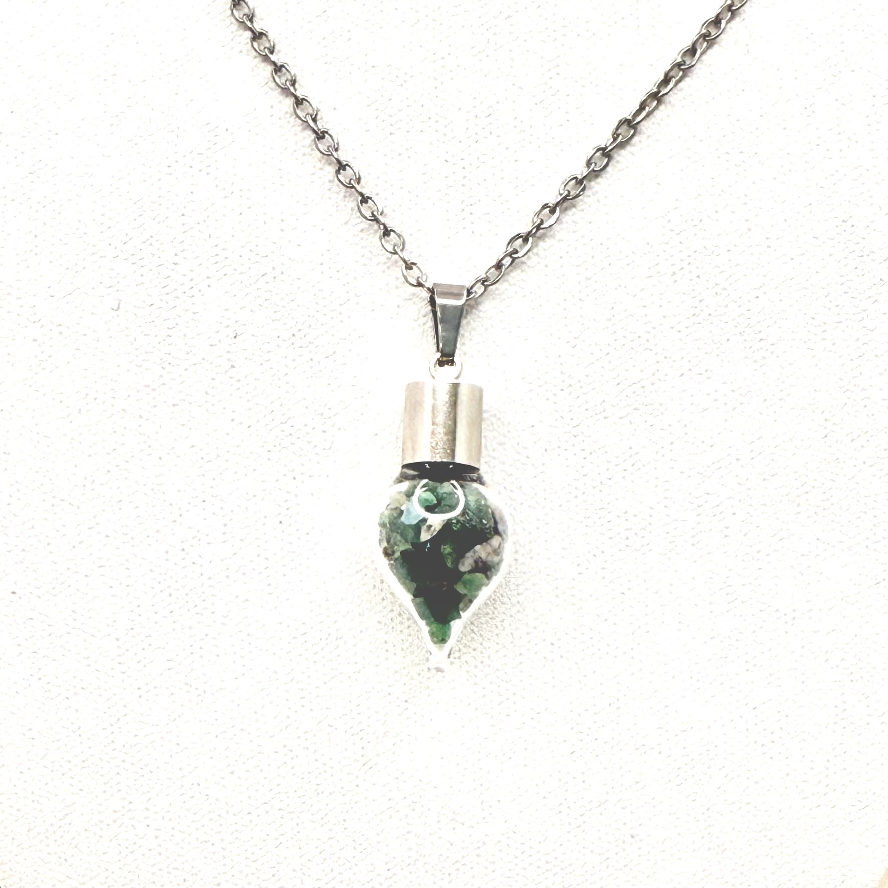 Luxury 55th Anniversary Jewellery Set – Pendant & Earrings with Natural Raw Emerald Fragments | Elegant Emerald Gift for Her-Pendant & Earrings-Handmadeanniversary-Handmade Anniversary