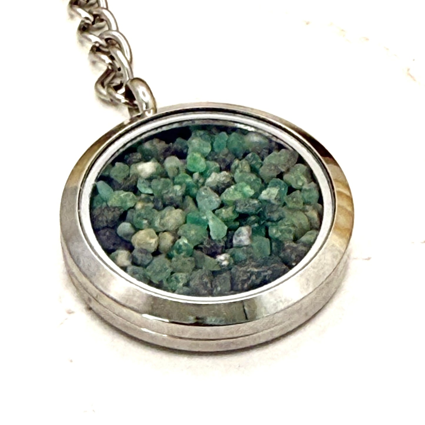 Luxury 55th Anniversary Keyring – Filled with Natural Raw Emerald Fragments | Elegant Emerald Gift for Him or Her-Keyring-Handmadeanniversary-Handmade Anniversary