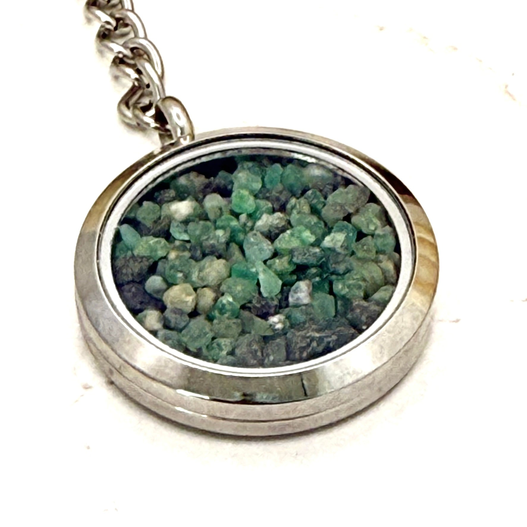 Luxury 55th Anniversary Keyring – Filled with Natural Raw Emerald Fragments | Elegant Emerald Gift for Him or Her-Keyring-Handmadeanniversary-Handmade Anniversary