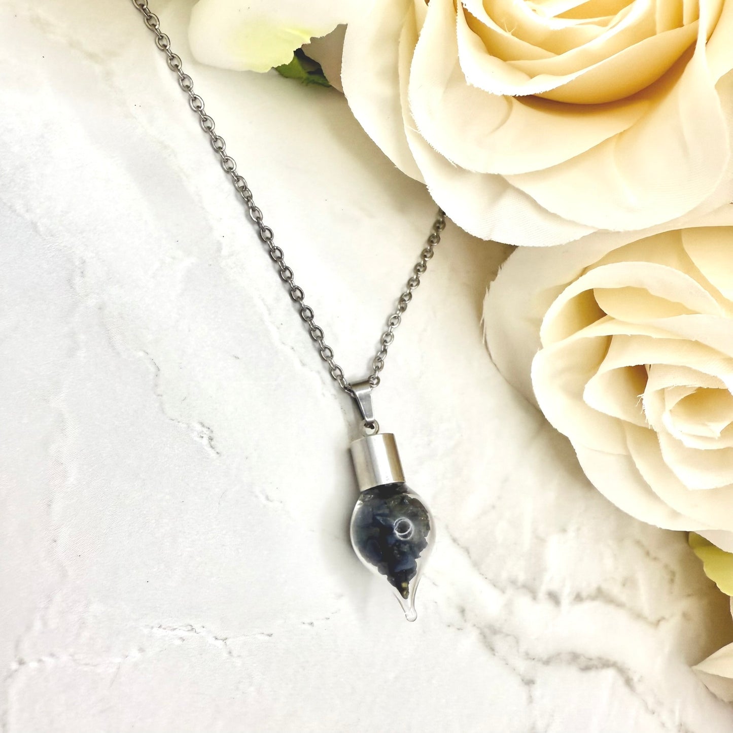 Luxury Sapphire Pendant – 45th Wedding Anniversary Necklace | Elegant Gift for Her