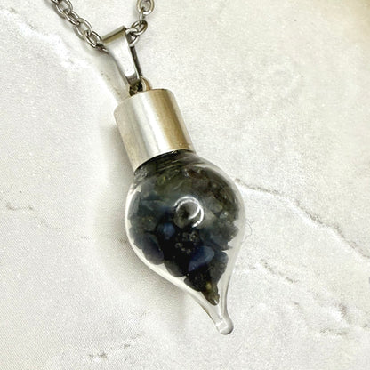 Luxury Sapphire Pendant – 45th Wedding Anniversary Necklace | Elegant Gift for Her