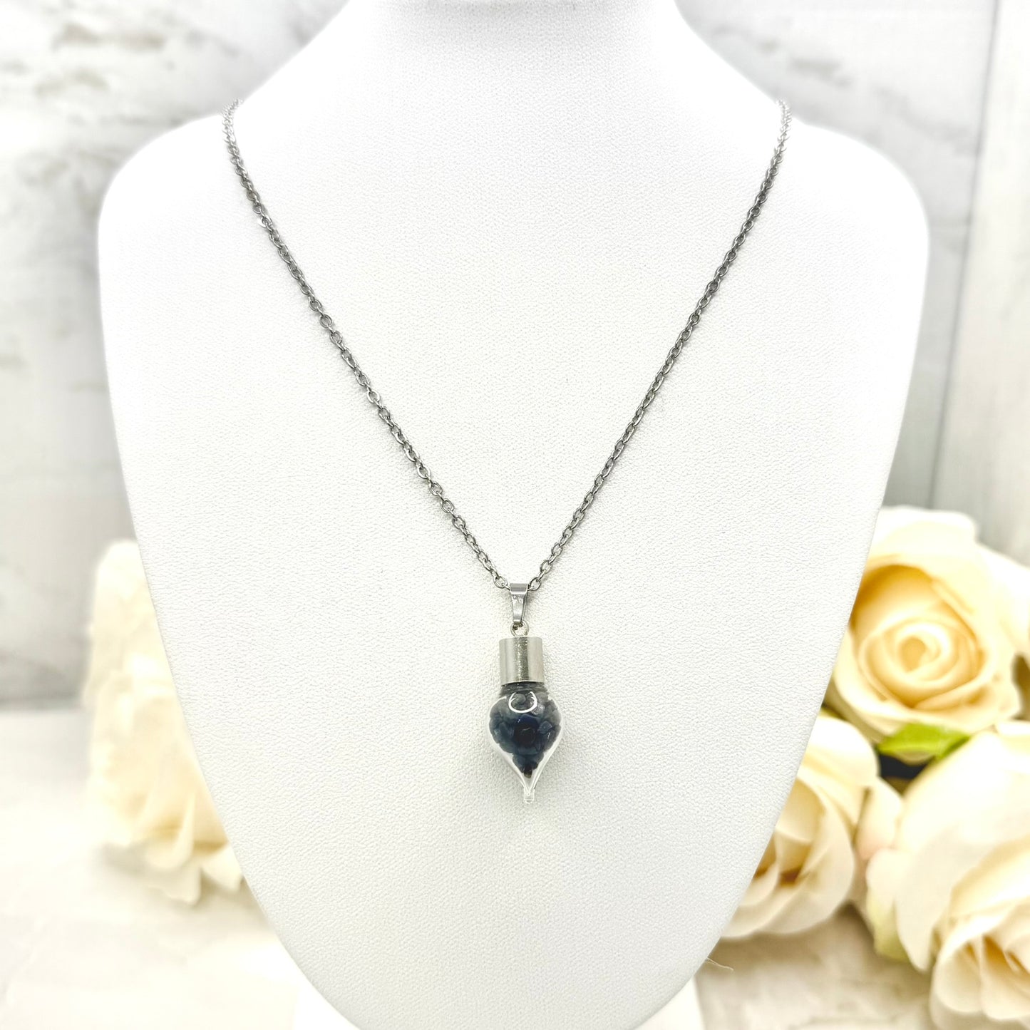 Luxury Sapphire Pendant – 45th Wedding Anniversary Necklace | Elegant Gift for Her