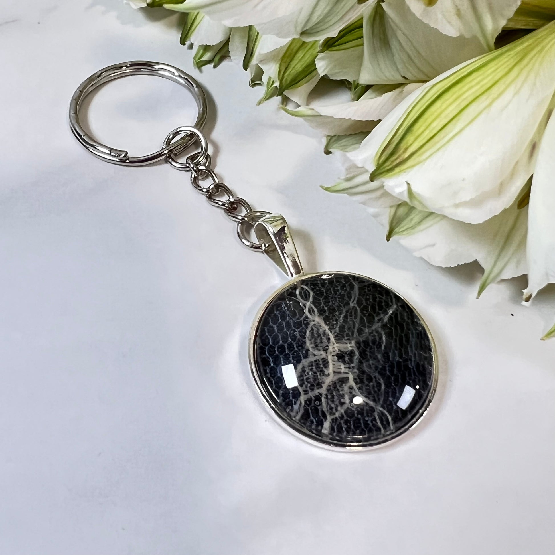 Lace 13th Anniversary Keyring Handmade-Keyring-Handmadeanniversary-Handmade Anniversary